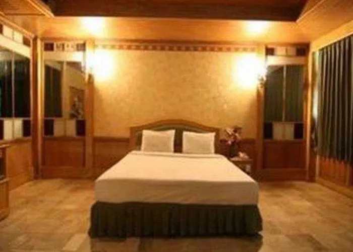 13 Coins Bangna Bitec 3* Bangkok